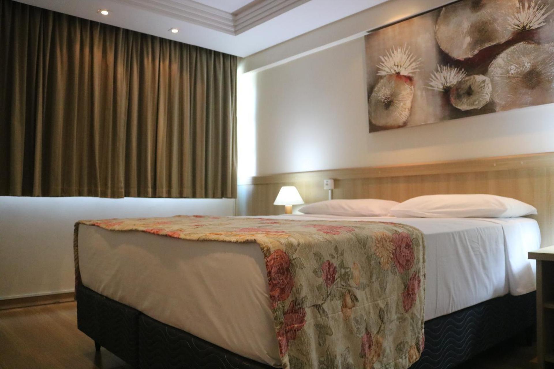 Hotel Golden Park Curitiba By Nacional Inn Экстерьер фото