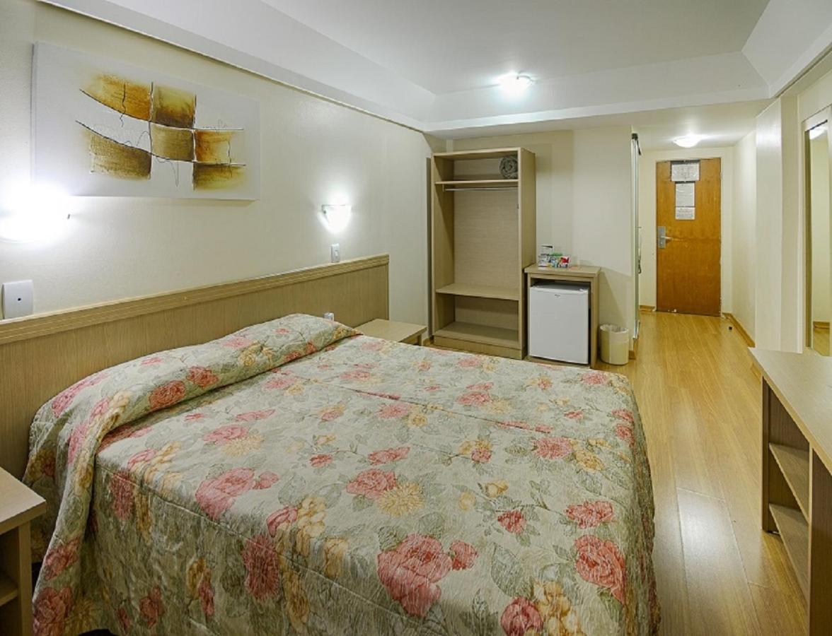 Hotel Golden Park Curitiba By Nacional Inn Экстерьер фото